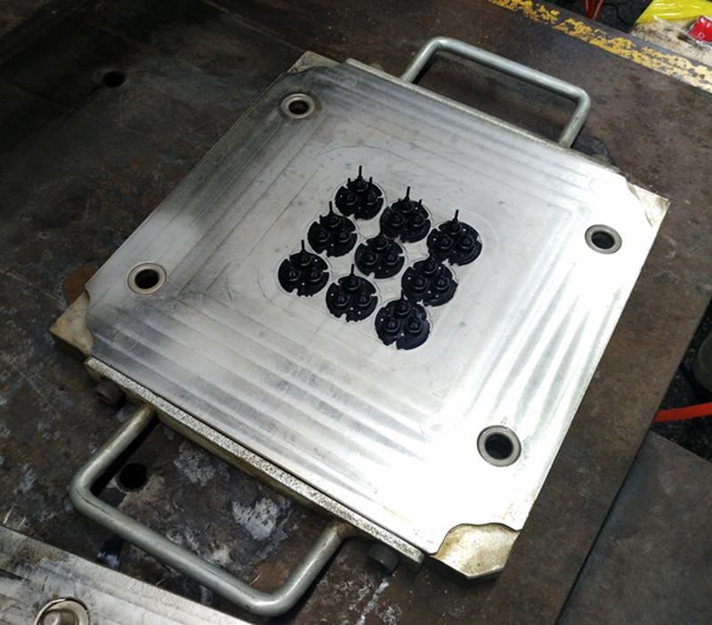 生產橡膠制品所用到的模具